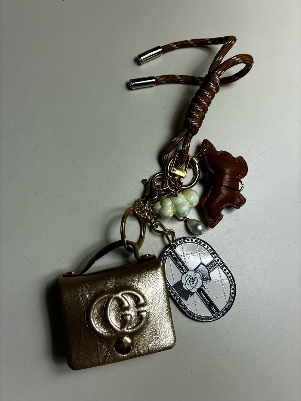 Gold Mini GG Logo Bag Keychain with Brown Dog Charm & Pearl Accents - Picture 3 of 5